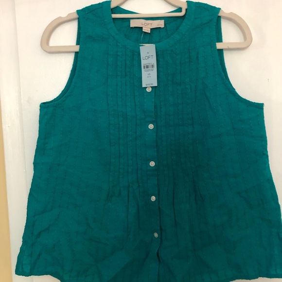 Loft pin tucked button shell top - Picture 2 of 5